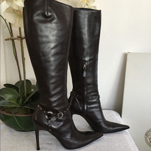 Versace Shoes - ☄️SALE 🎉VERSACE Boots GUC